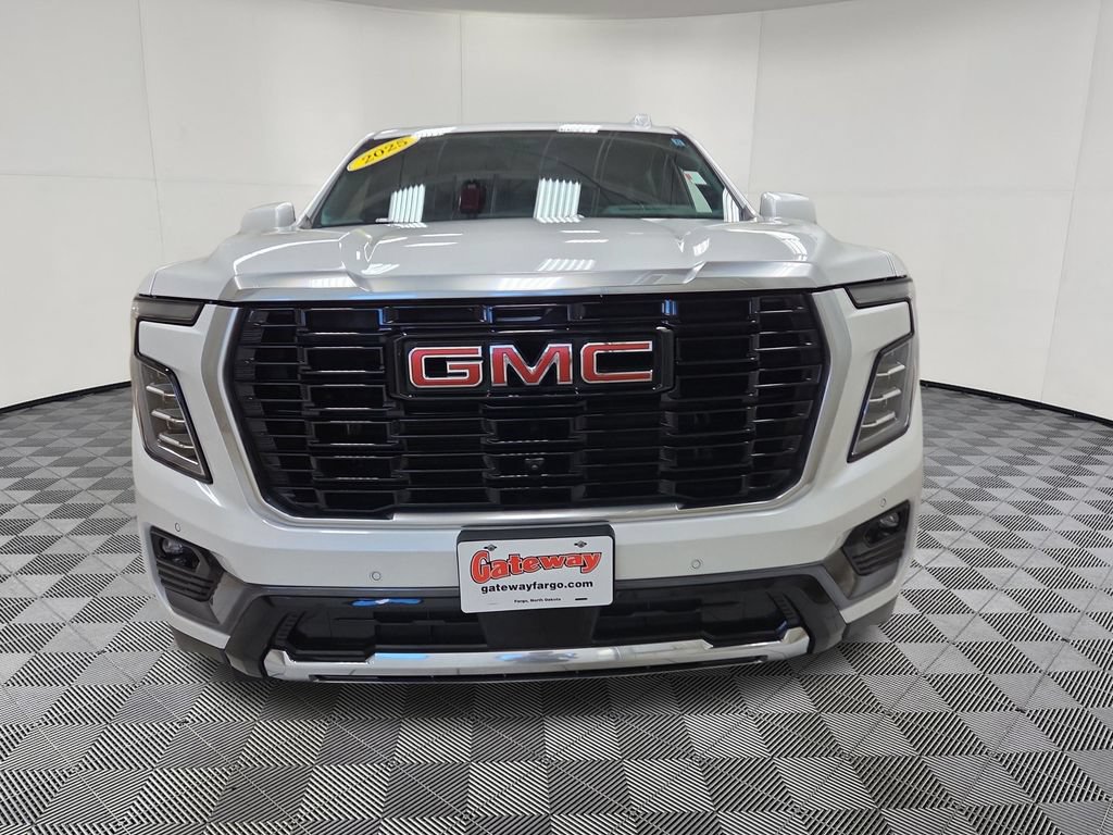 Used 2025 GMC Yukon XL Denali Ultimate AWD/4WD image 5