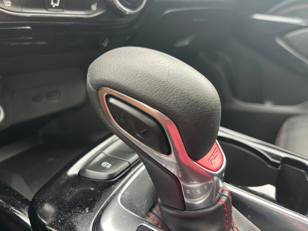 Used 2024 Chevrolet Trax RS w/ Sunroof Package FWD image 30