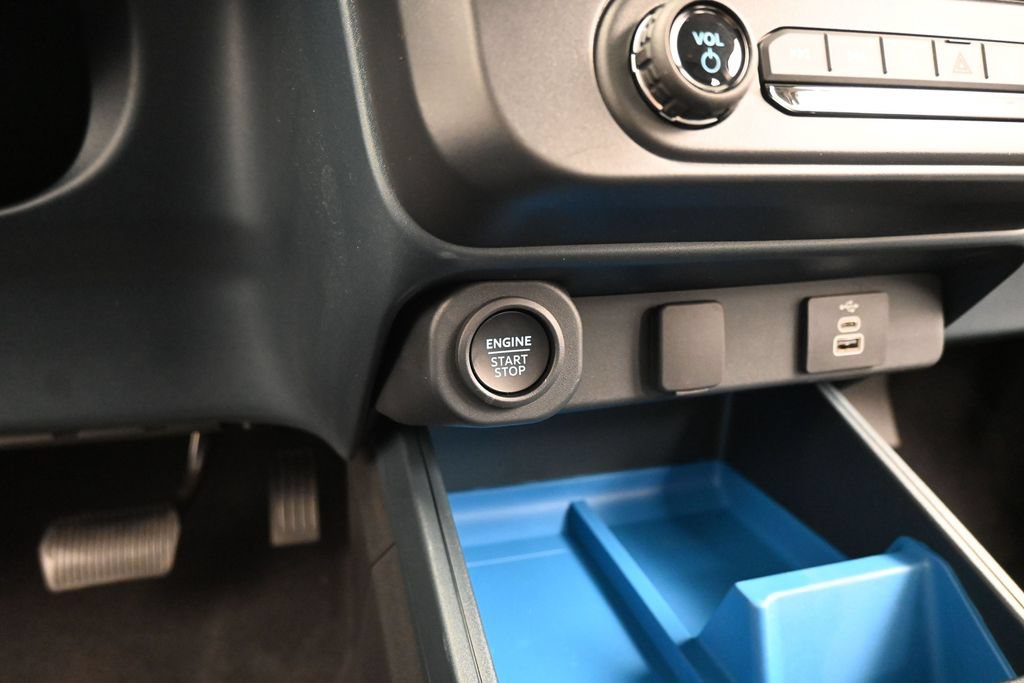 New 2026 Ford Maverick XLT FWD image 14