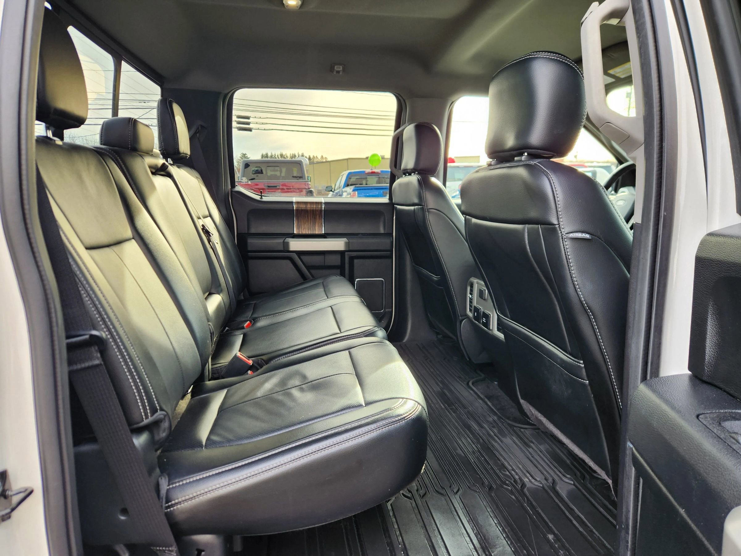 Used 2018 Ford F150 Lariat w/ FX4 Off-Road Package image 48