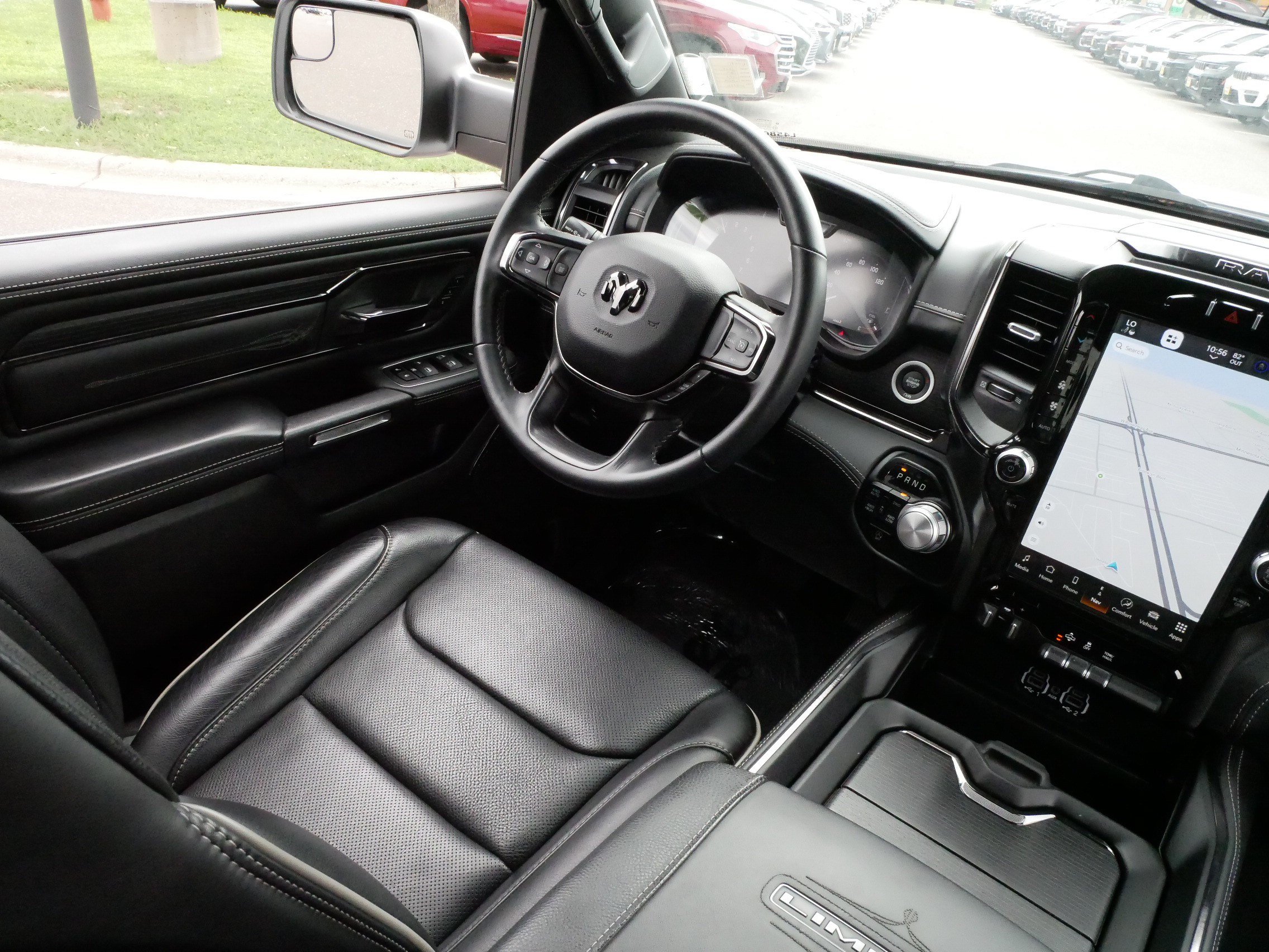 Used 2024 RAM 1500 Limited AWD/4WD image 9