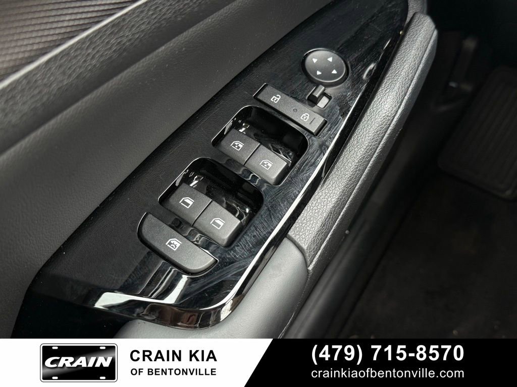 Certified 2025 Kia Sportage SX image 10