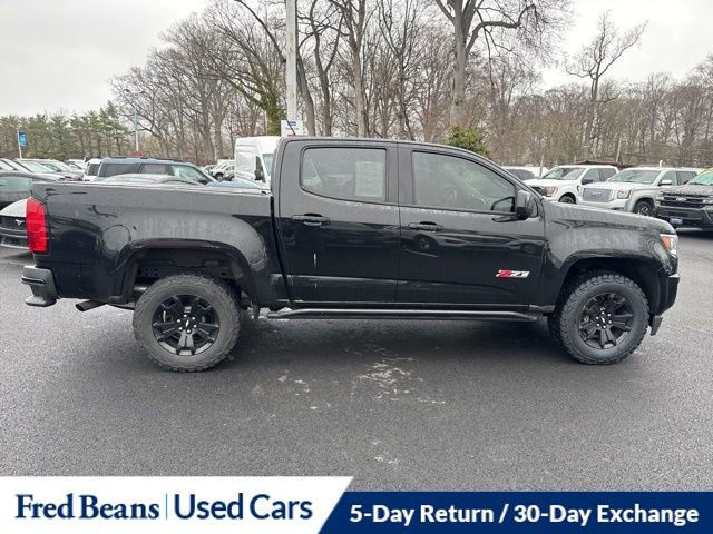 Used 2018 Chevrolet Colorado Z71 w/ Z71 Midnight Edition image 9