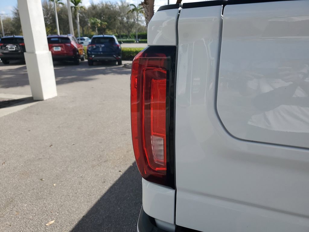 Certified 2022 GMC Sierra 1500 AT4X image 26