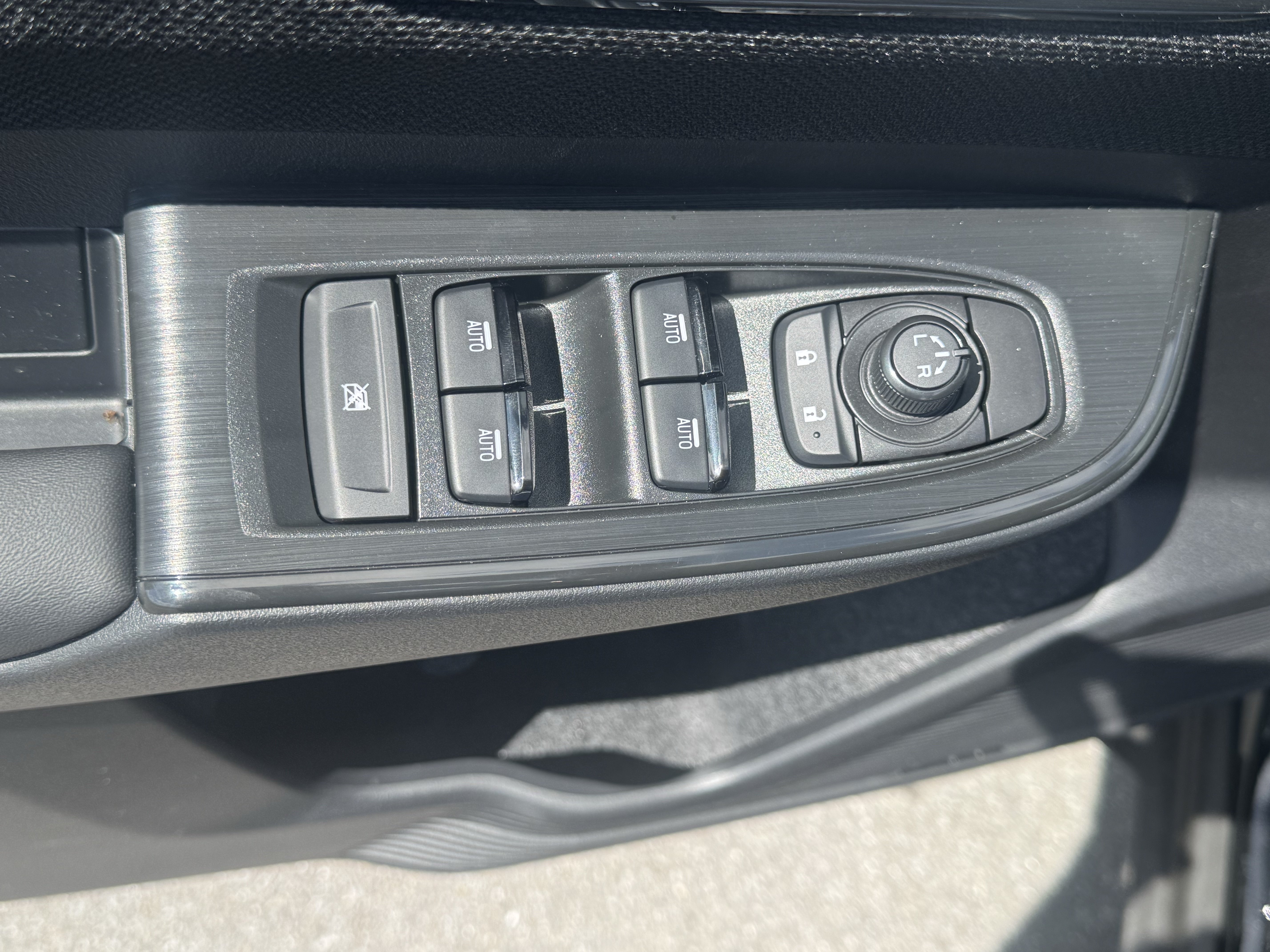 New 2026 Subaru Outback Limited AWD/4WD image 16