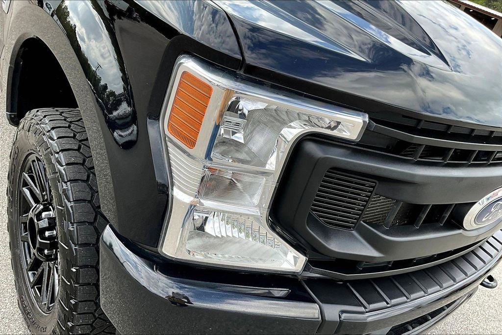 Used 2021 Ford F350 XL w/ Power Equipment Group image 29