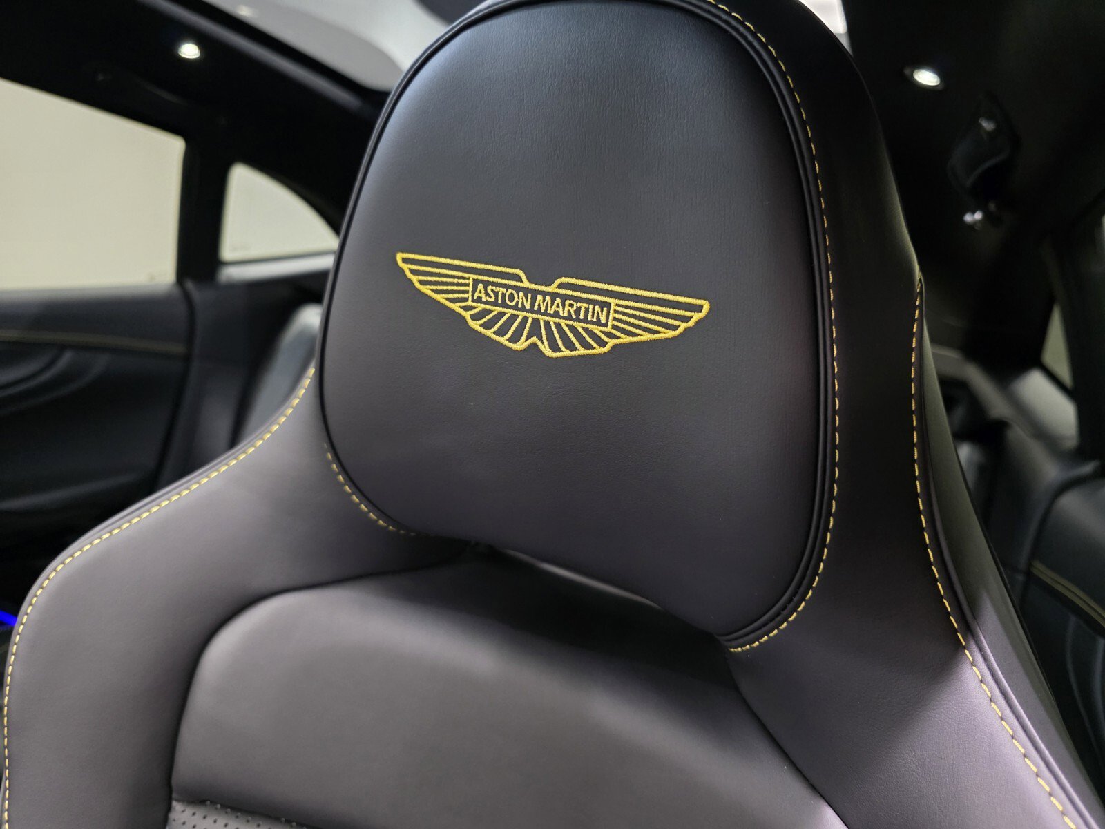 New 2026 Aston Martin DBX 707 image 5