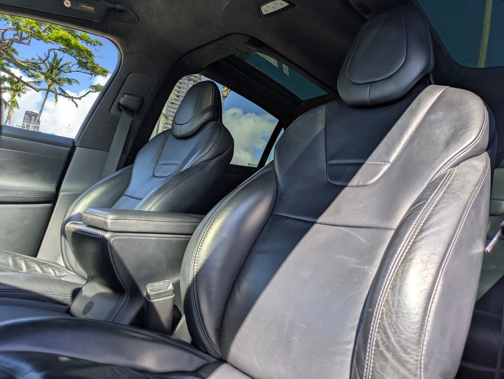 Used 2017 Tesla Model X 75D AWD/4WD image 14