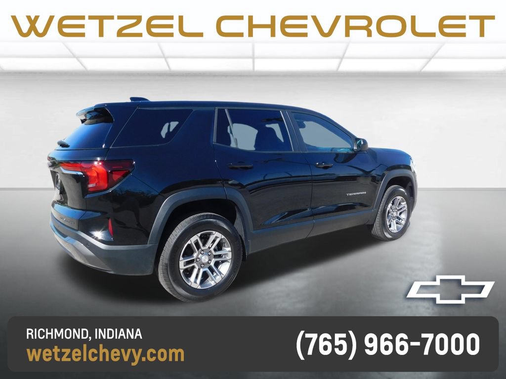 Used 2026 GMC Terrain Elevation FWD image 3