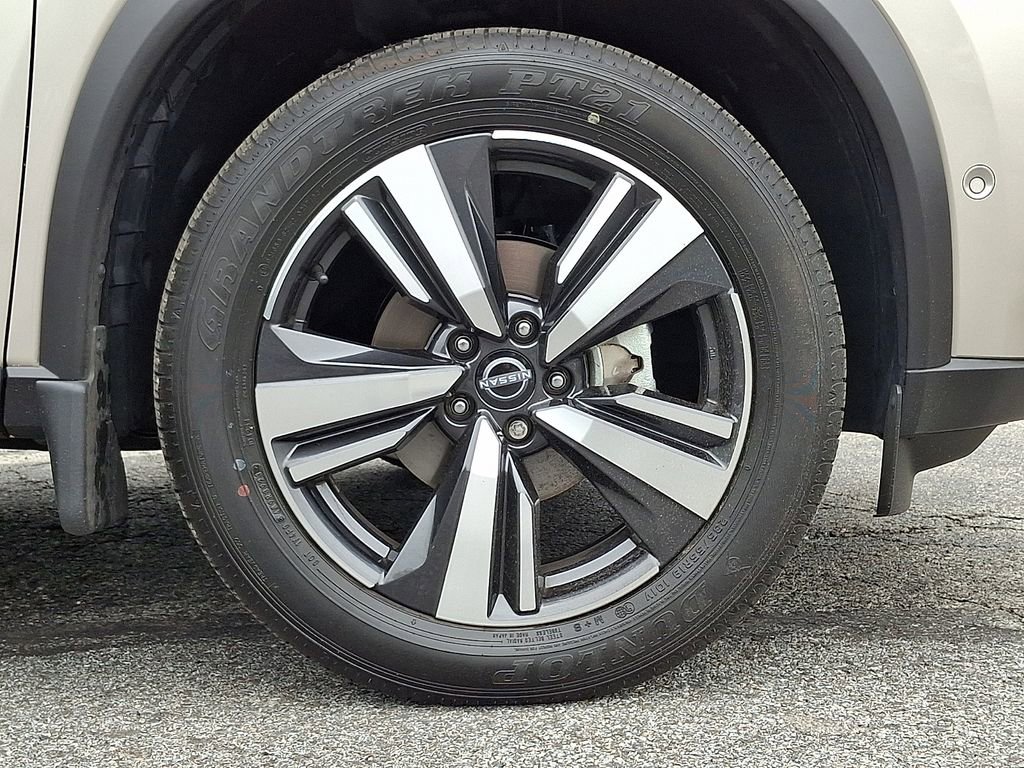 Certified 2023 Nissan Rogue SL w/ SL Premium Package AWD/4WD image 9