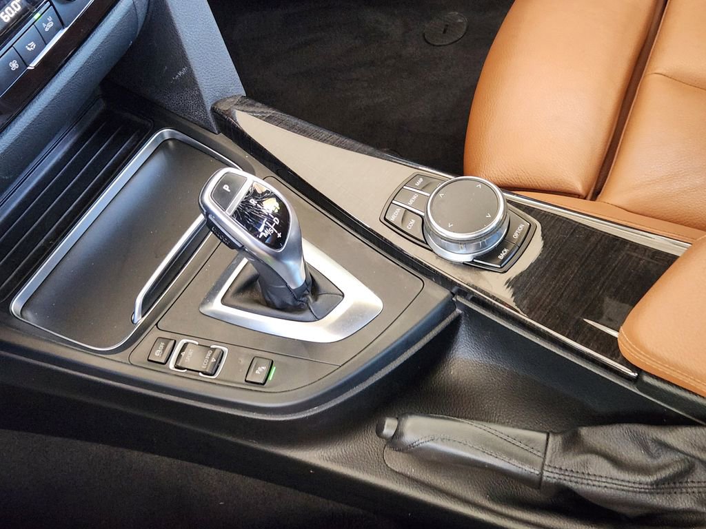 Used 2017 BMW 330i xDrive Sedan AWD/4WD image 19