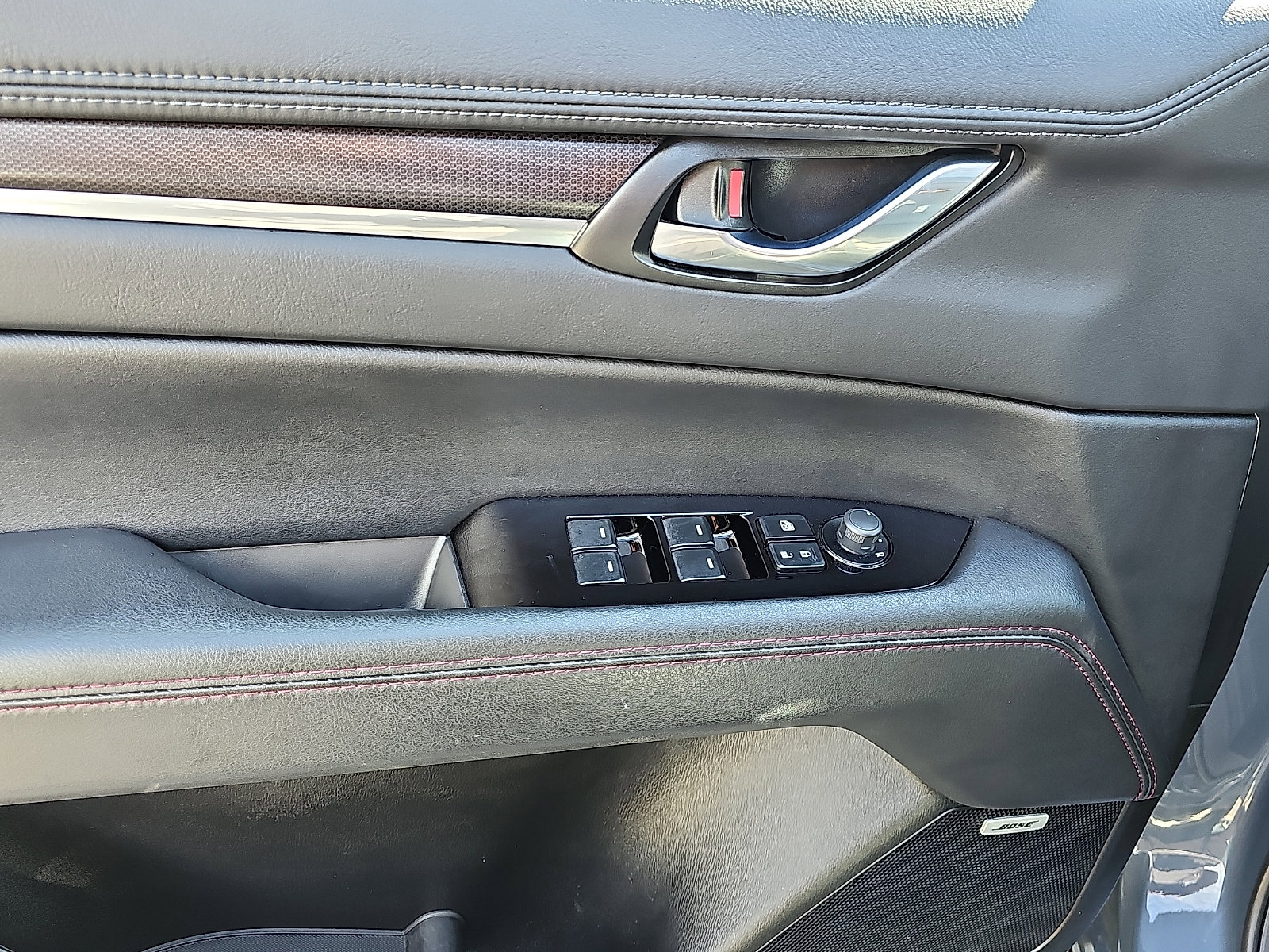 Used 2025 MAZDA CX-5 Carbon Edition image 12