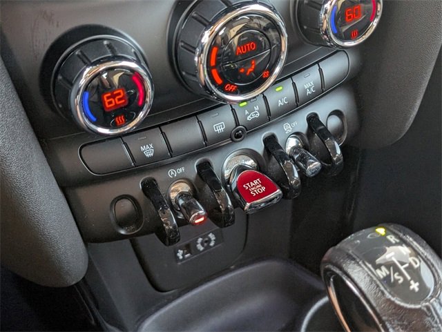 Used 2015 MINI Cooper S image 23