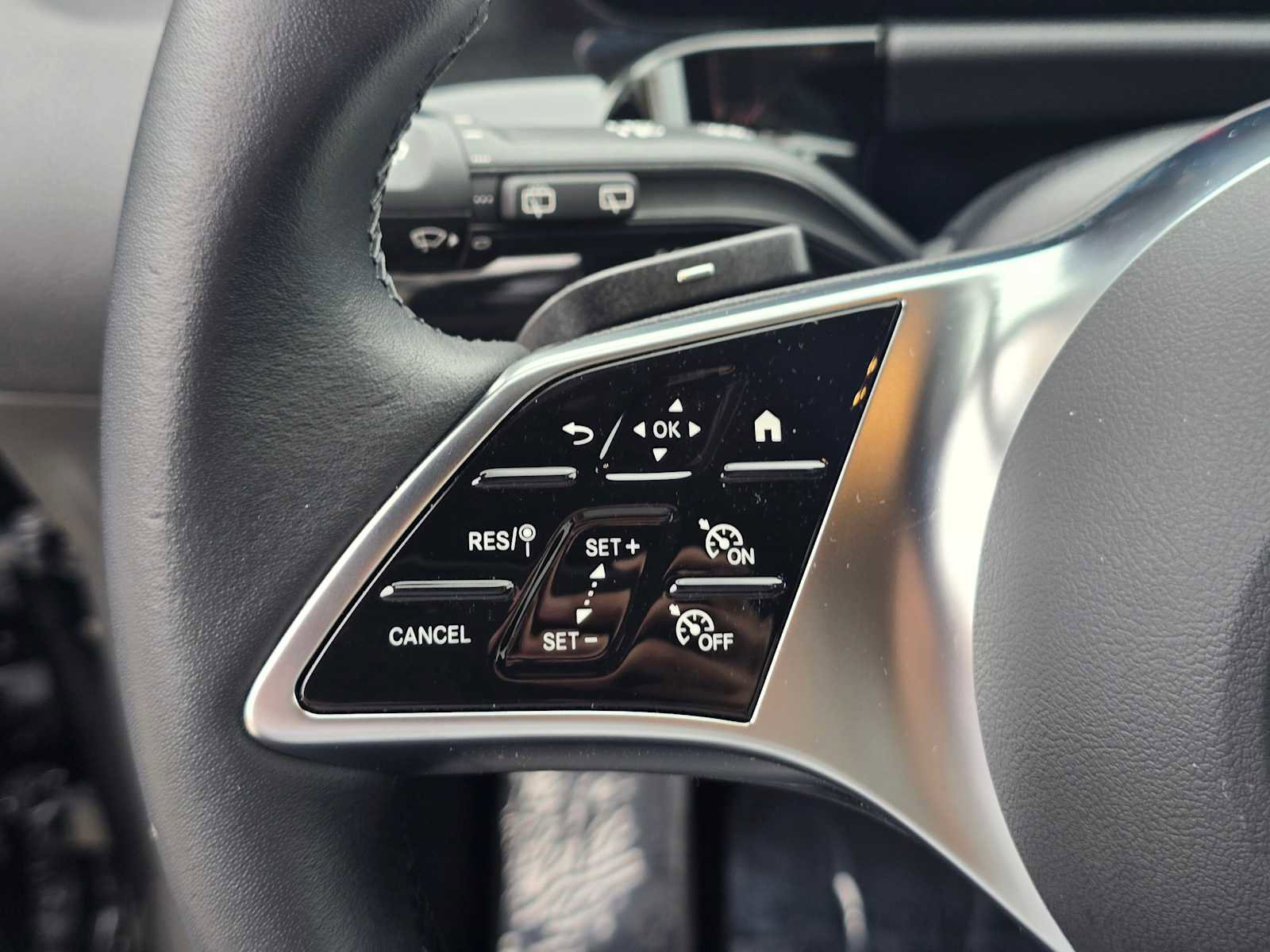 Used 2025 Mercedes-Benz GLA 250 image 36