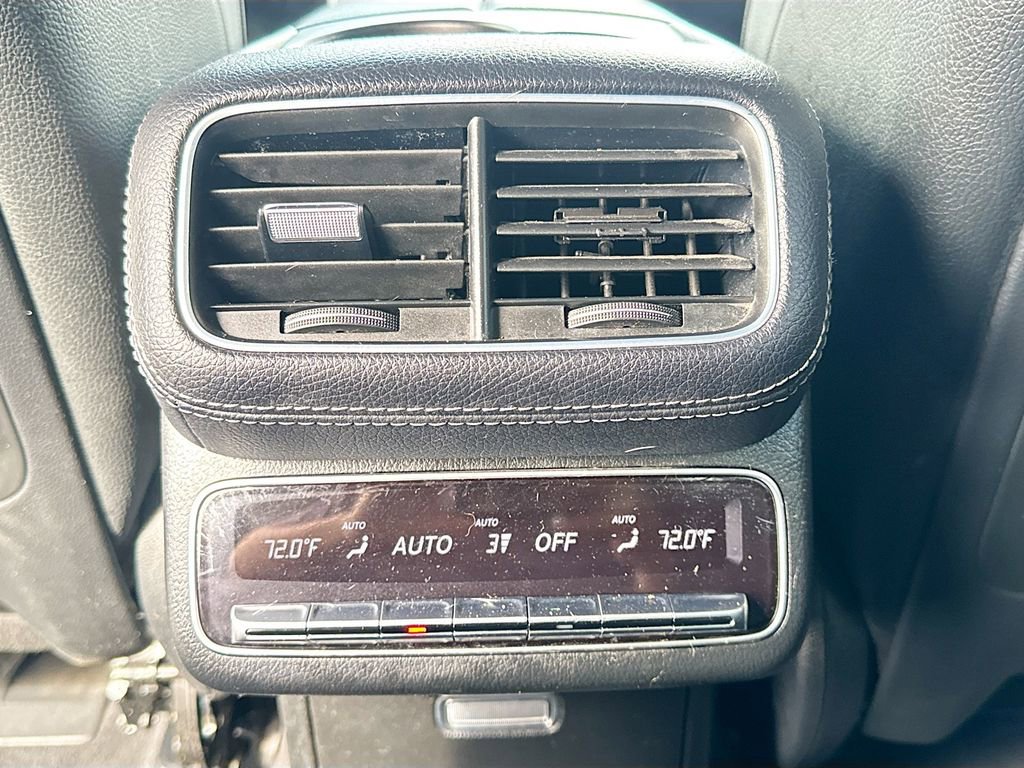 Used 2023 Mercedes-Benz GLS 450 4MATIC image 28