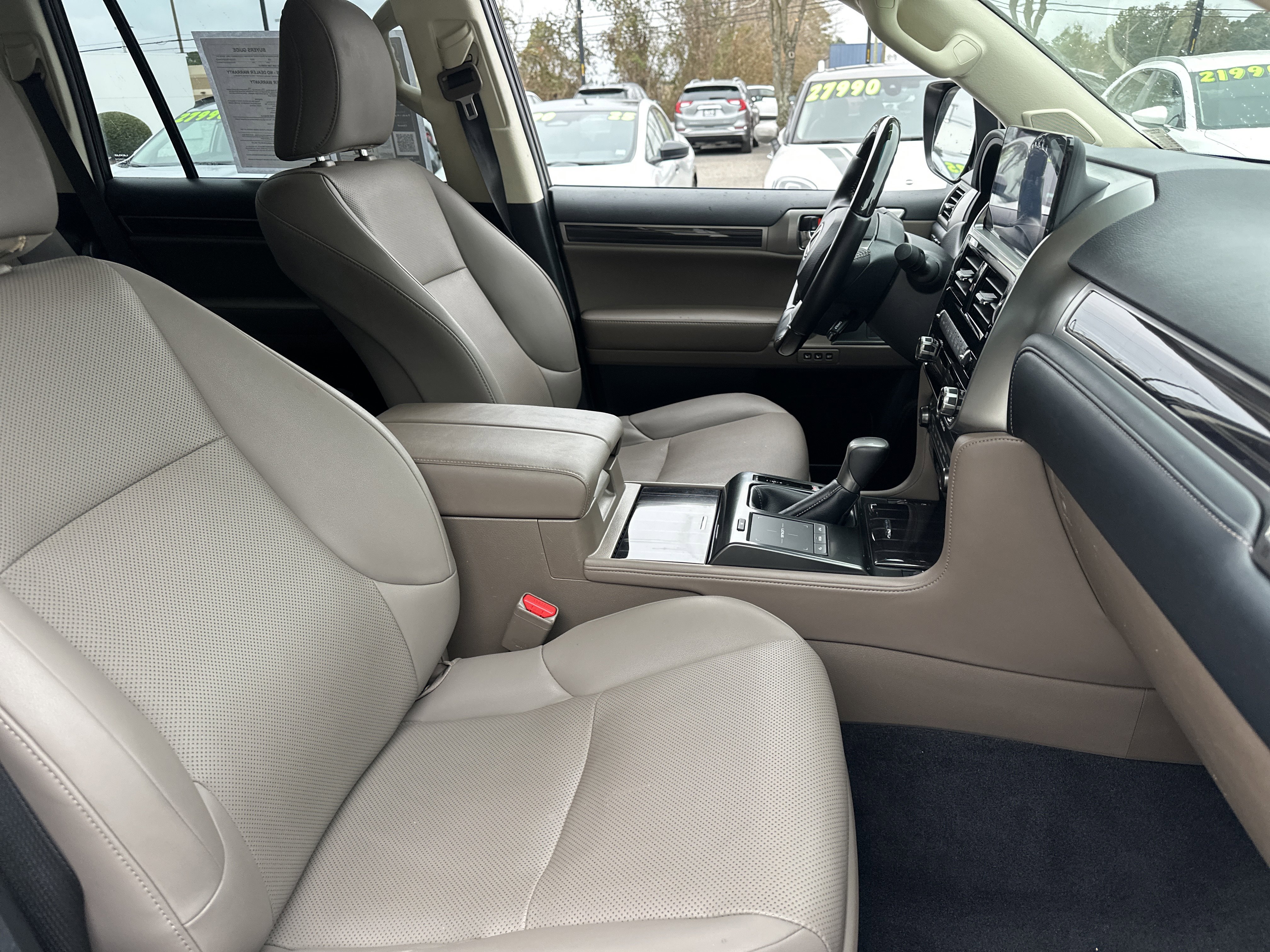 Used 2023 Lexus GX 460 Premium image 13