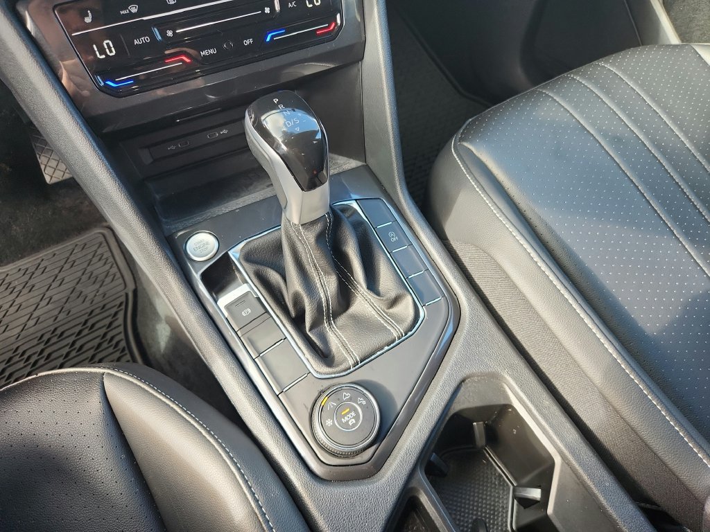 Certified 2024 Volkswagen Tiguan SE AWD/4WD image 14