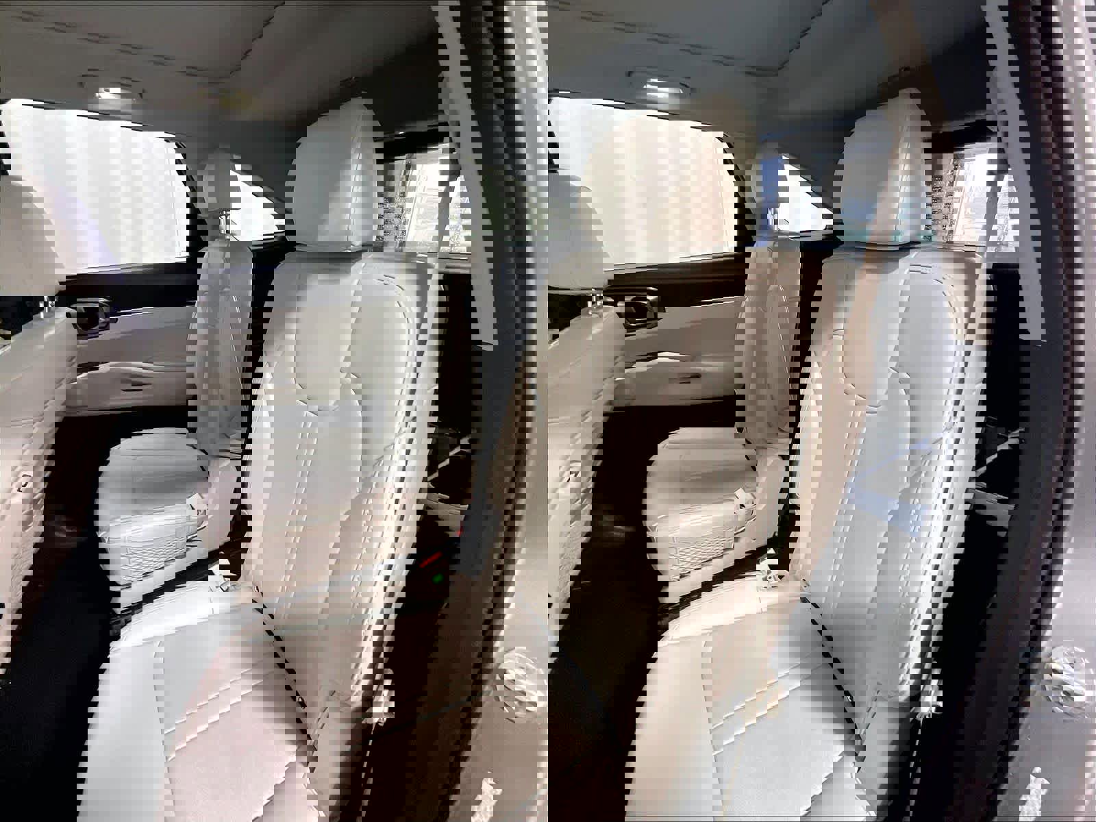 Used 2023 Kia Sorento EX w/ Panoramic Sunroof Package image 15