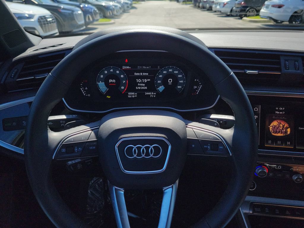 Used 2025 Audi Q3 2.0T Premium w/ Convenience Package AWD/4WD image 8