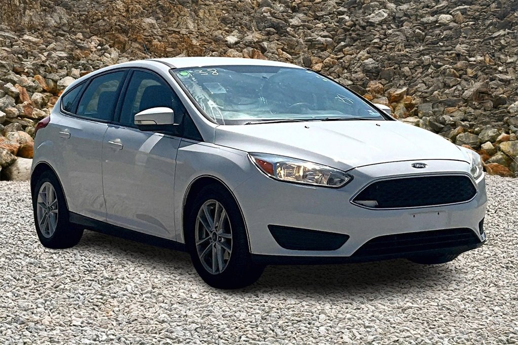 Used 2017 Ford Focus SE image 11
