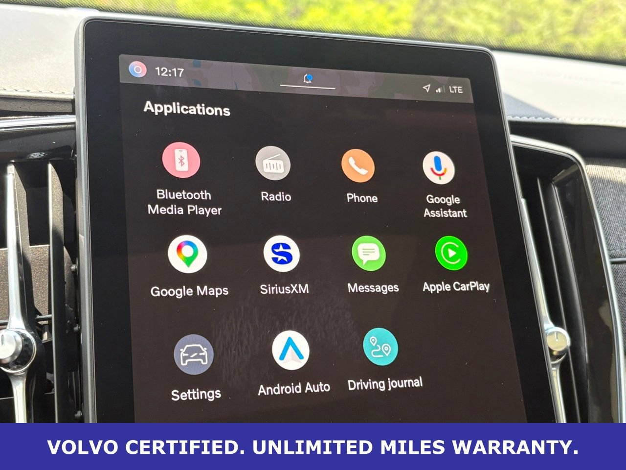 Certified 2025 Volvo XC90 B6 Plus AWD/4WD image 24