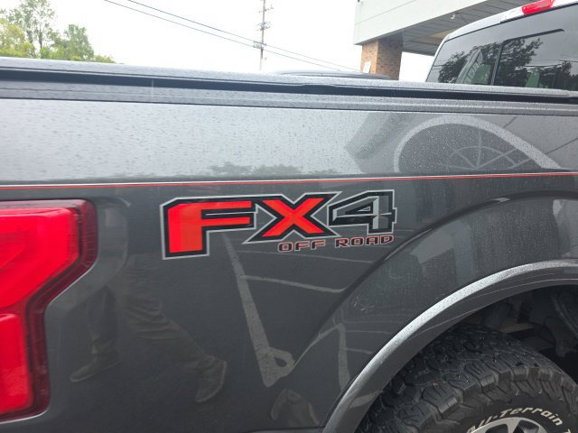 Used 2018 Ford F150 XLT w/ Equipment Group 302A Luxury AWD/4WD image 8