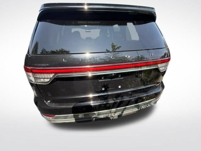 Used 2020 Lincoln Aviator Reserve w/ Equipment Group 202A AWD/4WD image 9