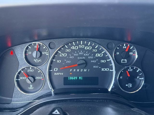 Used 2024 GMC Savana 2500 w/ Driver Convenience Package image 28