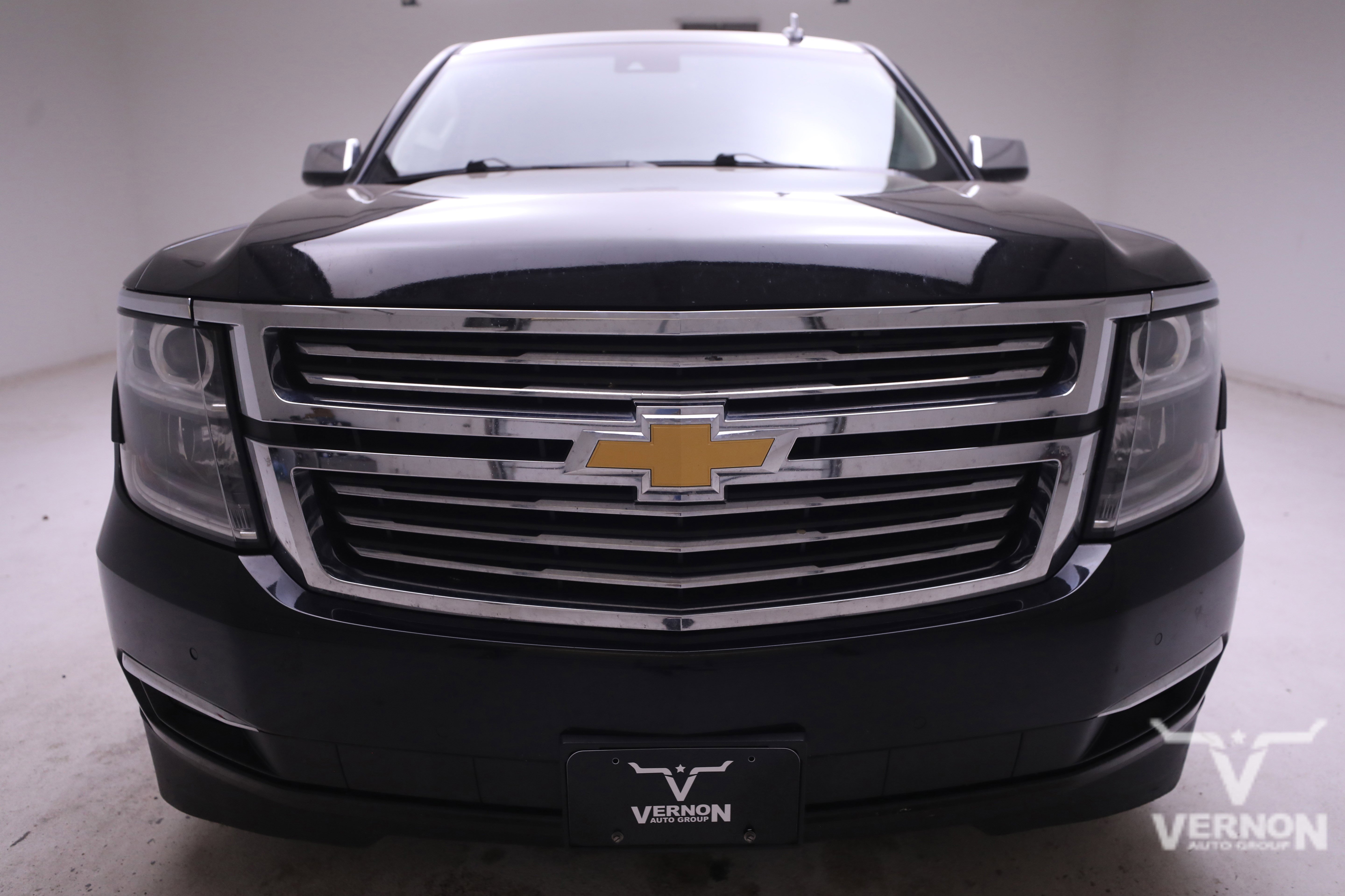 Used 2016 Chevrolet Suburban LTZ image 8
