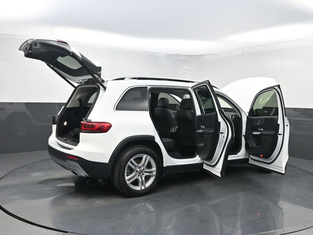 Used 2023 Mercedes-Benz GLB 250 4MATIC image 39