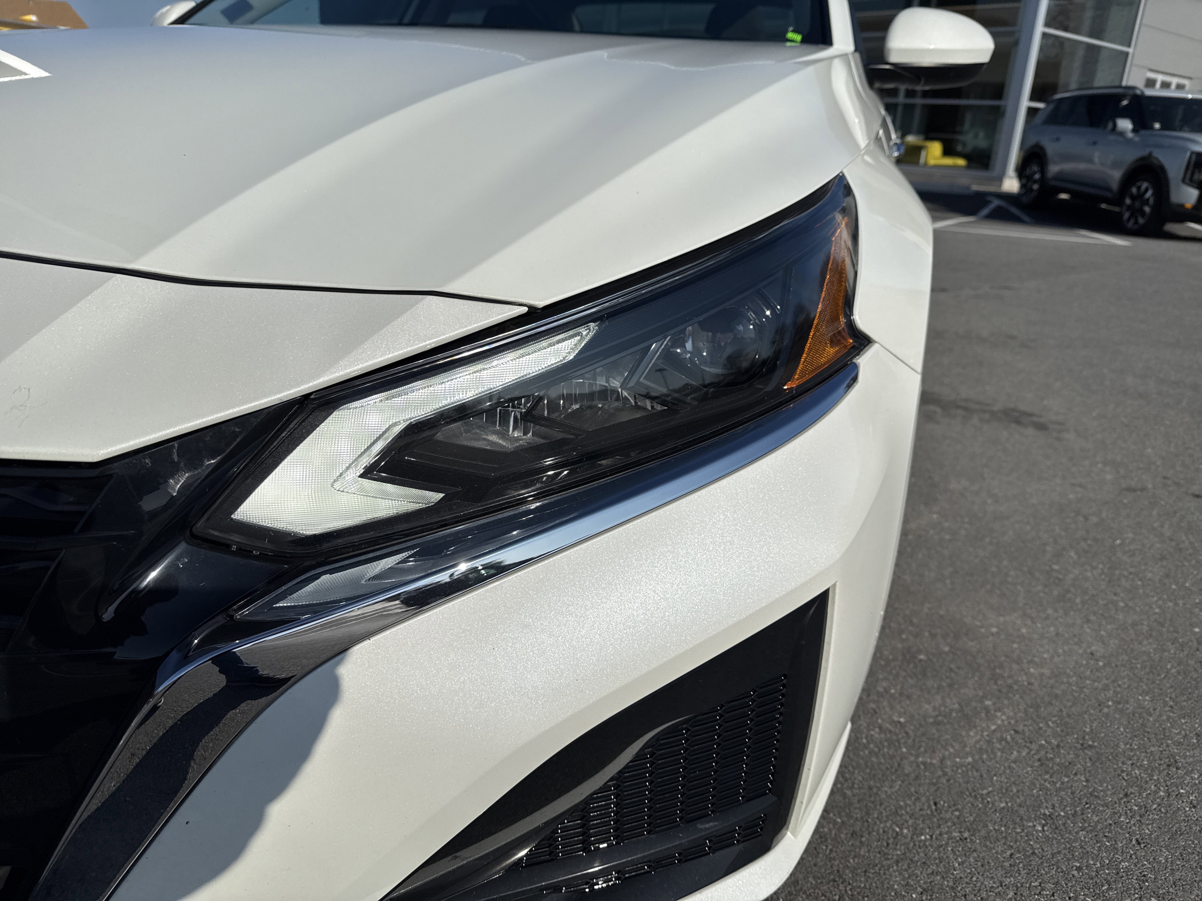 Used 2023 Nissan Altima 2.5 SV AWD/4WD image 10