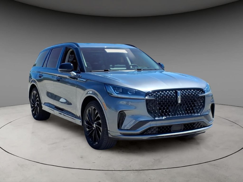 Certified 2025 Lincoln Aviator Reserve w/ Equipment Group 201A AWD/4WD image 15