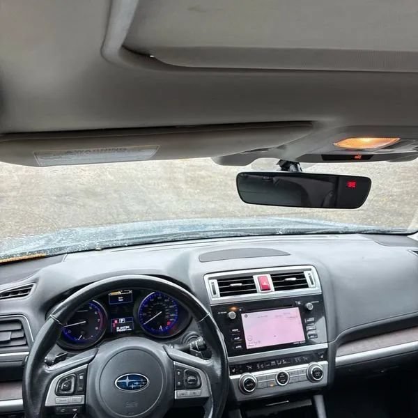 Used 2017 Subaru Outback 2.5i Limited AWD/4WD image 22