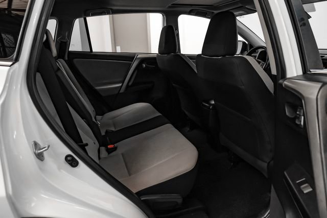 Used 2018 Toyota RAV4 XLE w/ Plus Extra Value Package image 33