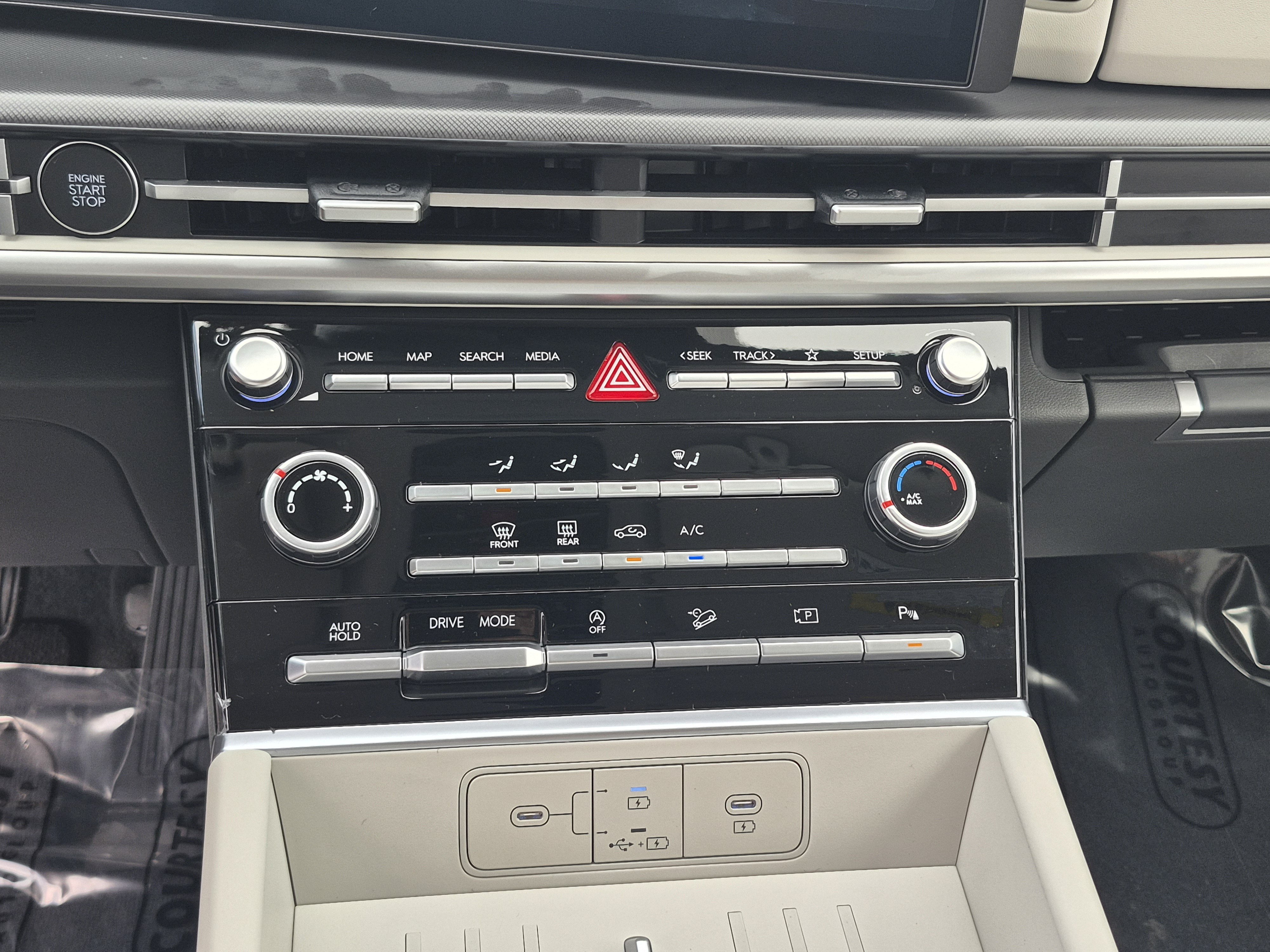 New 2027 Hyundai Santa Fe SE FWD image 28