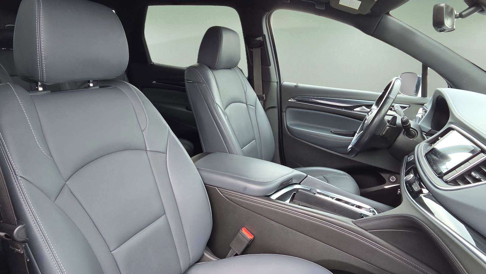 Used 2024 Buick Enclave Premium image 16