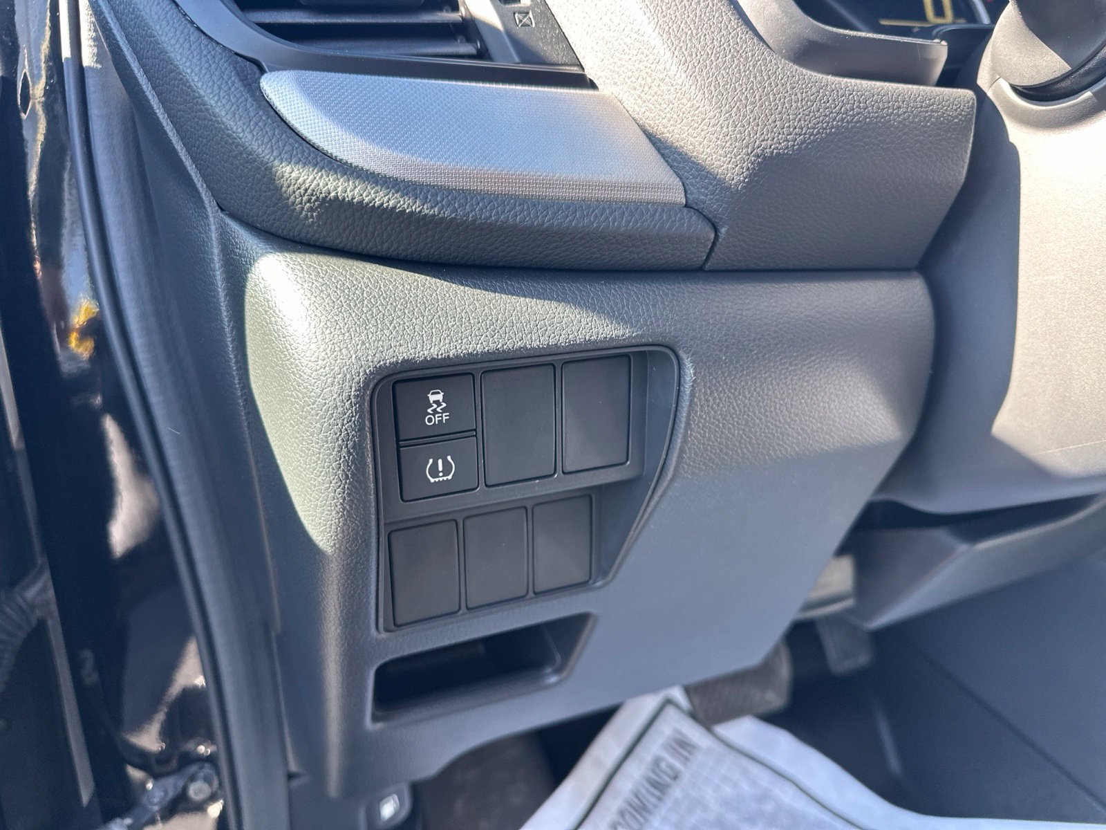 Used 2019 Honda CR-V LX image 15