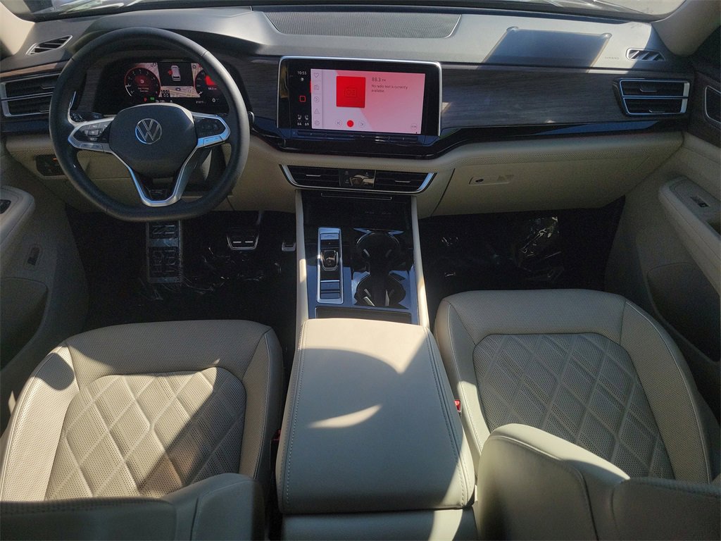 Used 2024 Volkswagen Atlas SEL Premium R-Line image 17