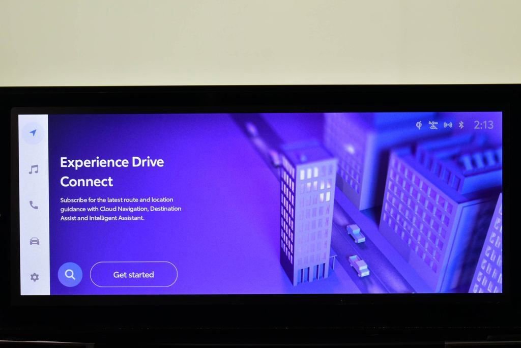 Used 2025 Toyota Sienna XSE w/ XSE Plus Package image 41