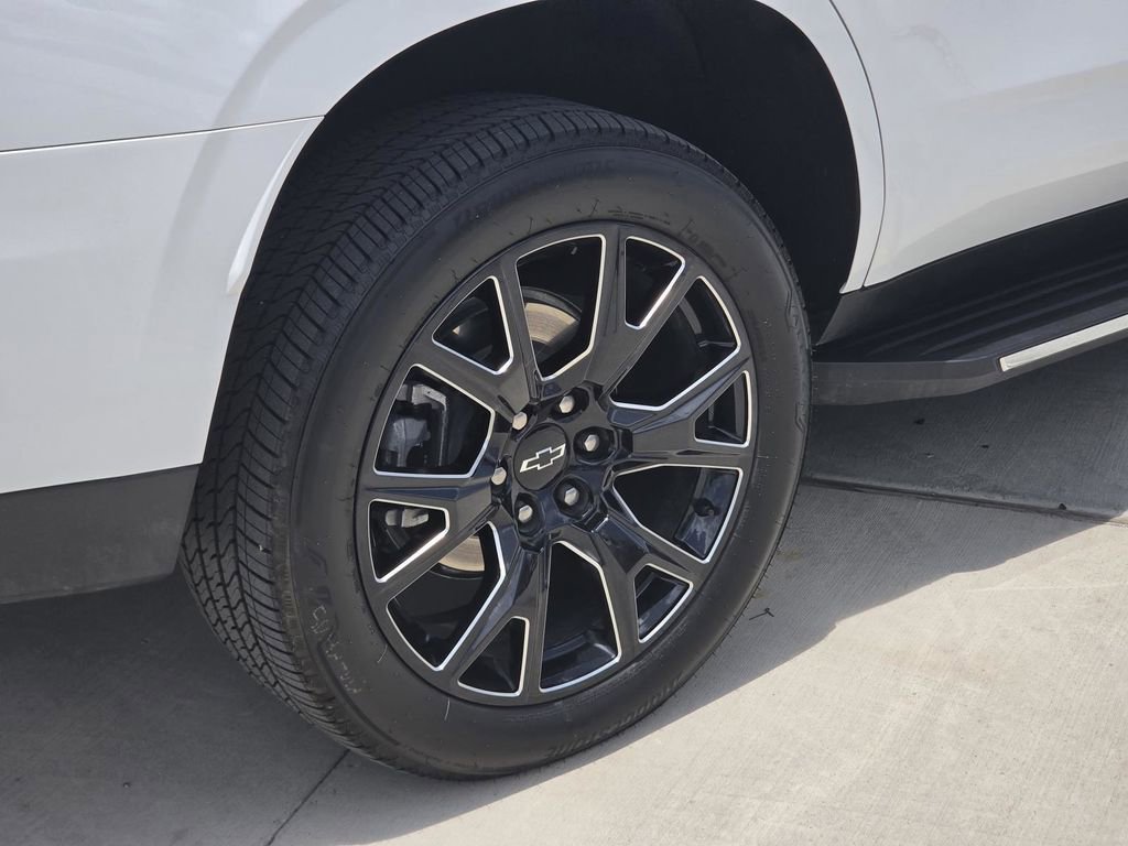 Used 2025 Chevrolet Tahoe LT w/ Comfort Package RWD image 41