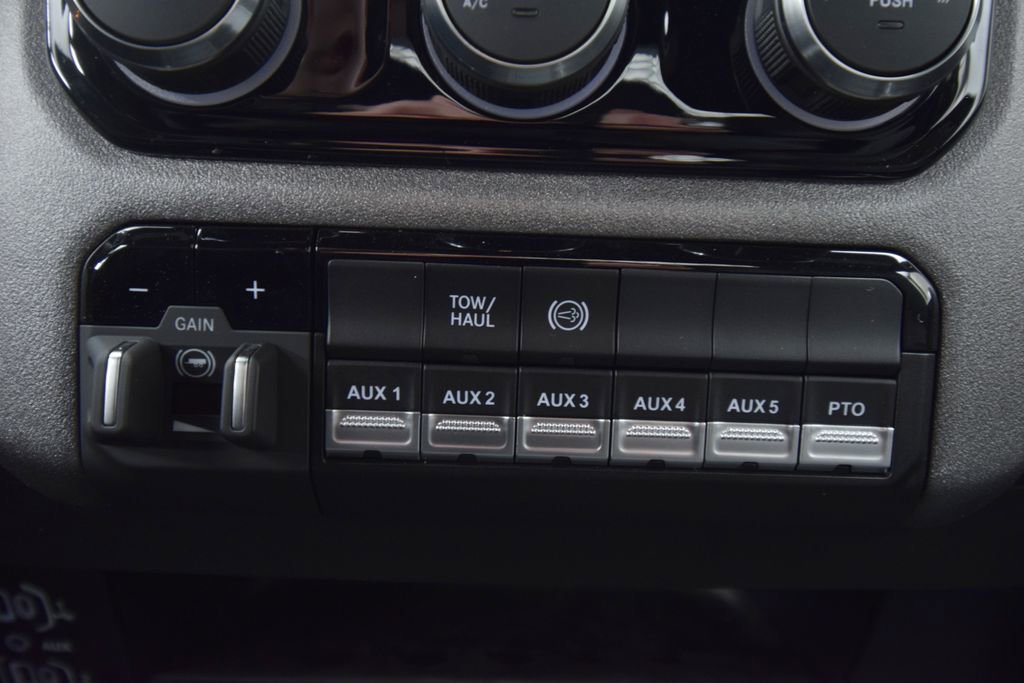 New 2026 RAM 5500 Tradesman w/ Chrome Appearance Group image 14