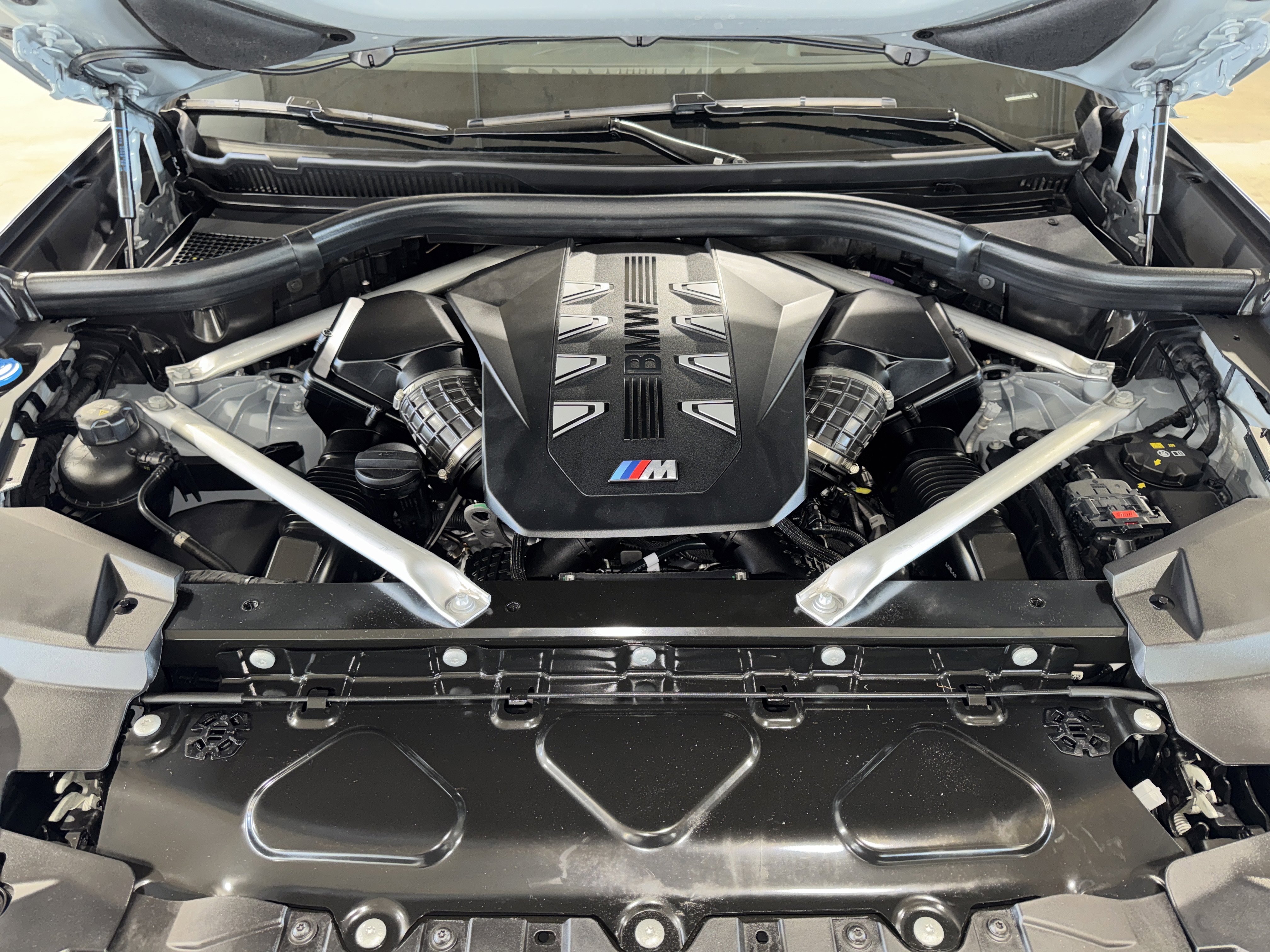 Certified 2025 BMW X5 M60i image 35