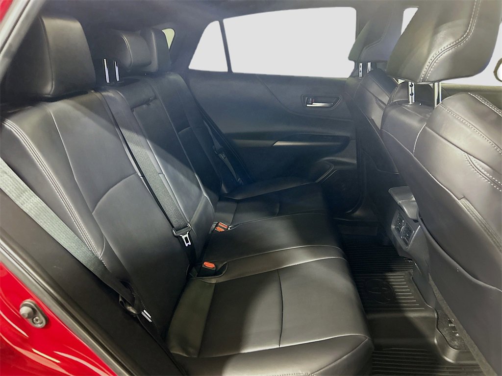 Used 2023 Toyota Venza Nightshade image 23