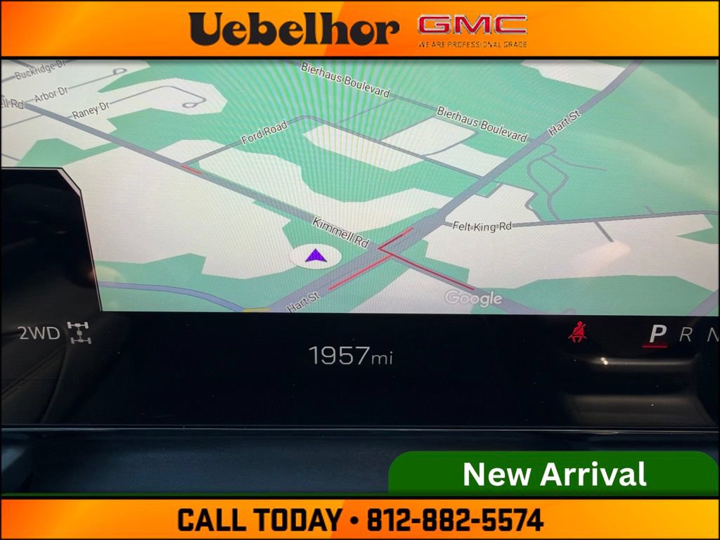 Used 2026 GMC Terrain AT4 w/ Technology Package II AWD/4WD image 28