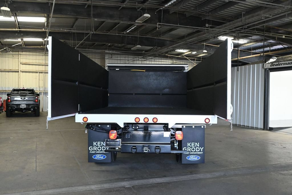 New 2026 Ford F550 2WD Crew Cab Super Duty image 23