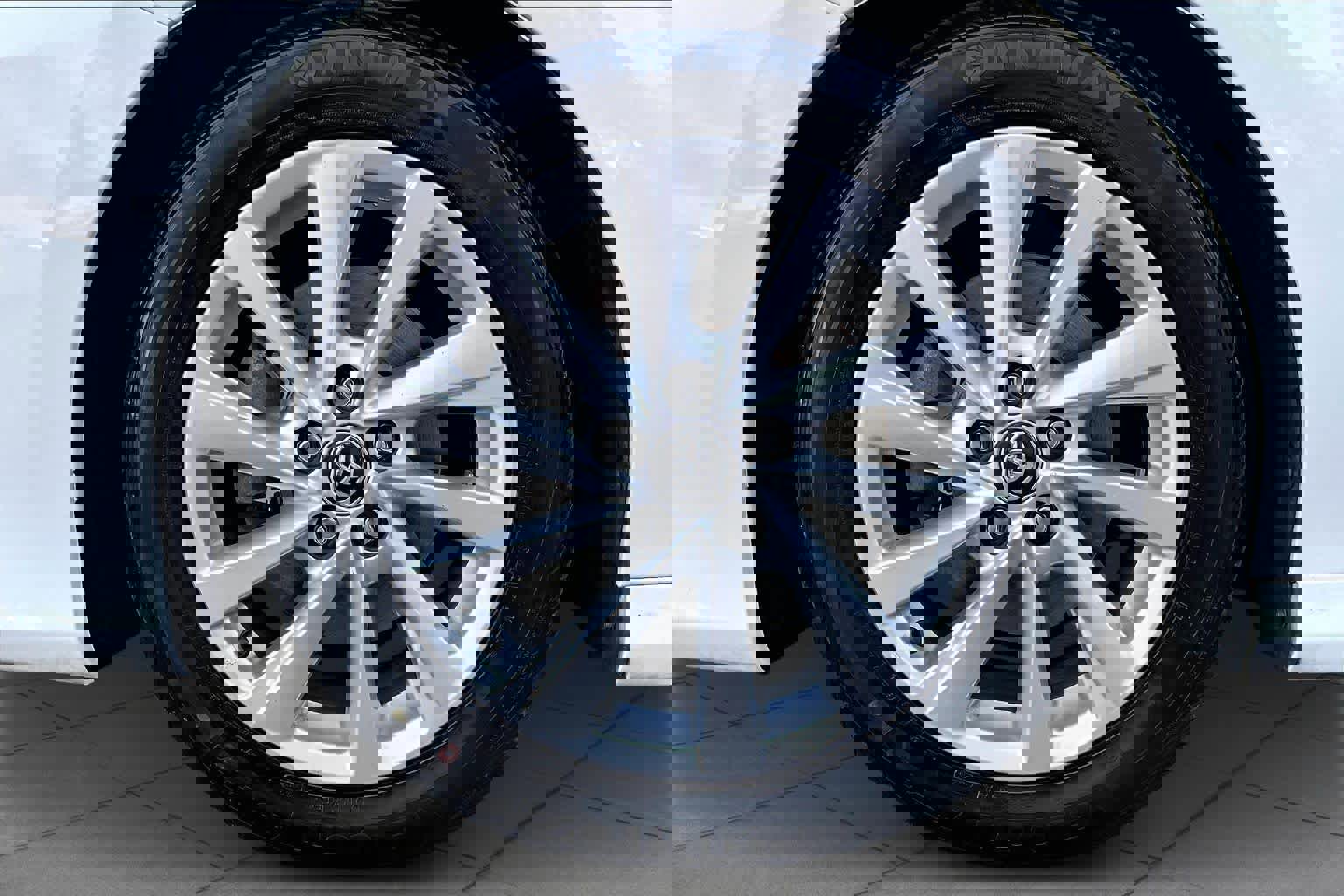 Used 2023 Toyota Camry LE image 10