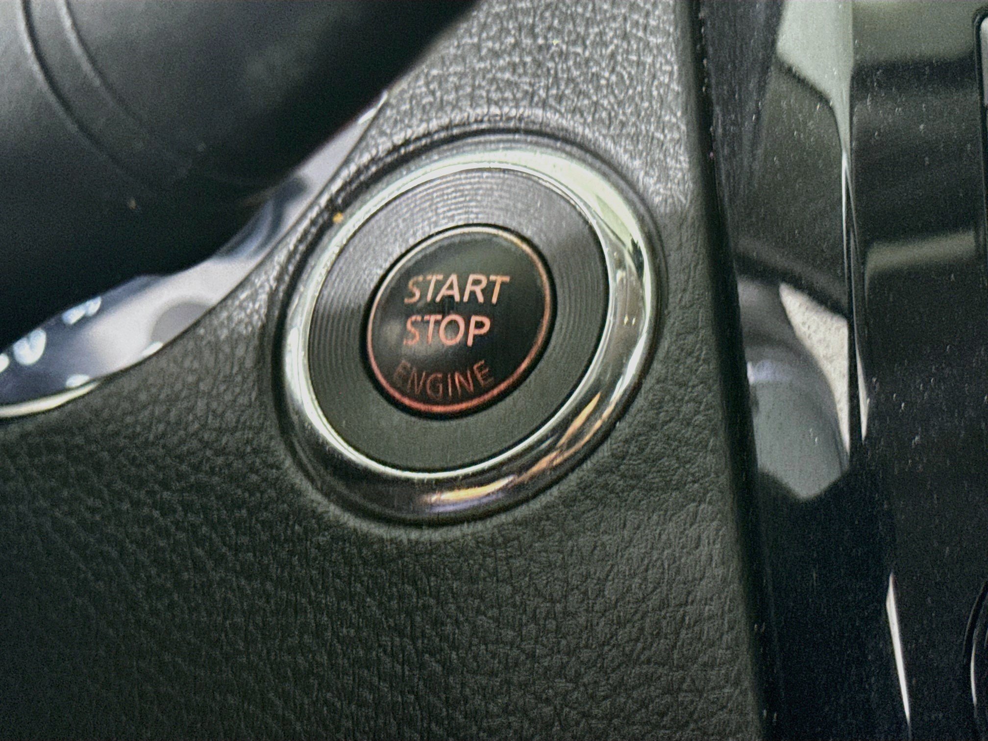 Used 2020 Nissan Rogue SV AWD/4WD image 21