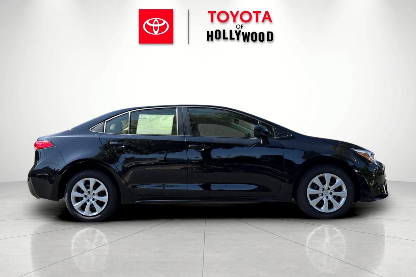 New 2026 Toyota Corolla LE FWD image 3