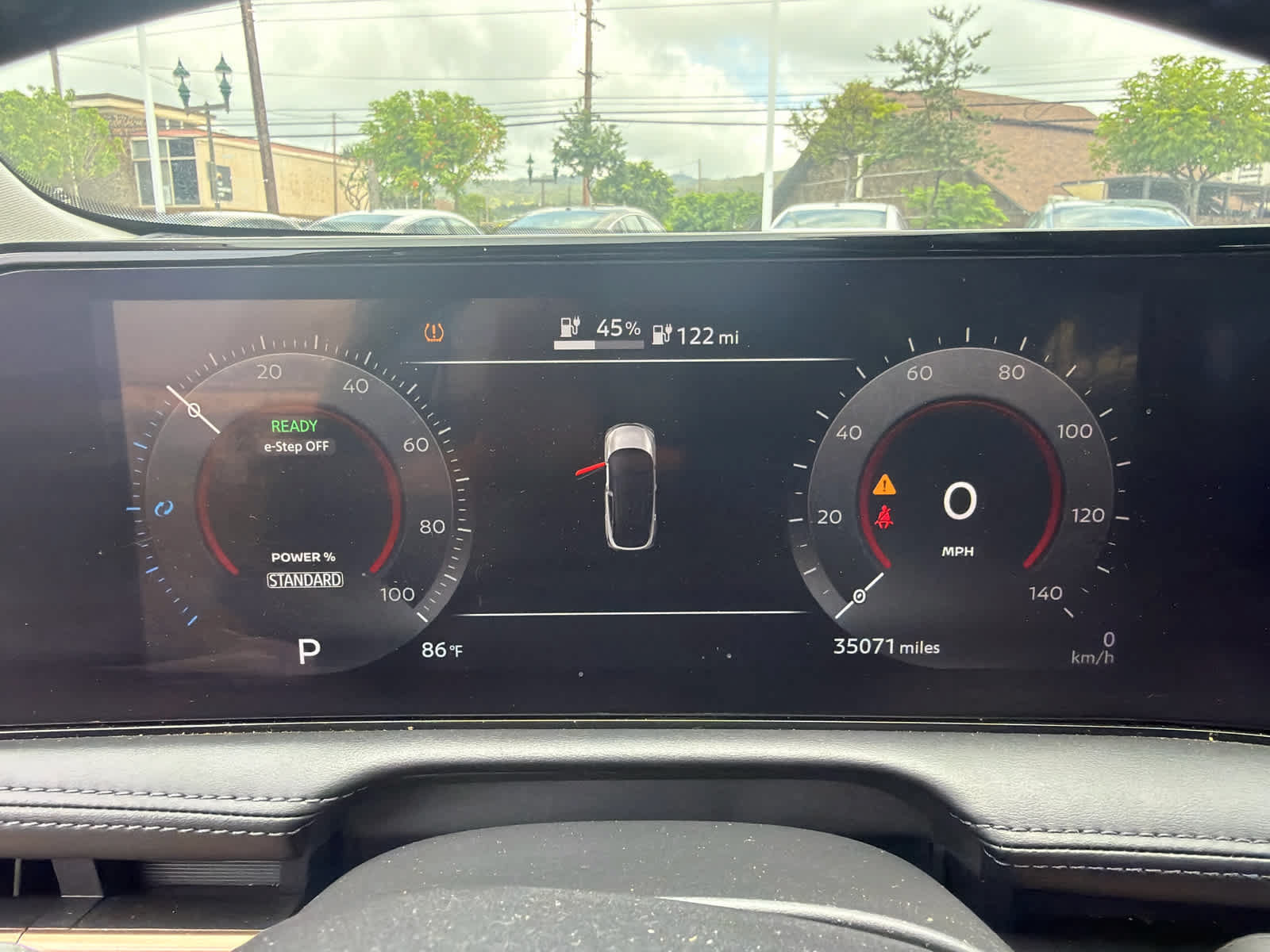 Used 2023 Nissan Ariya FWD image 6