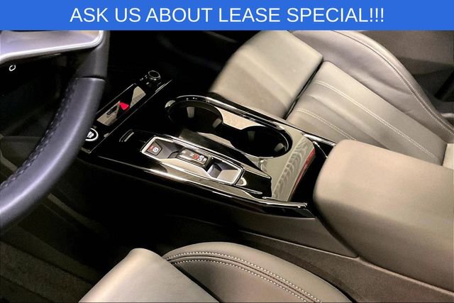 Used 2025 Audi Q6 e-tron Premium Plus w/ Premium Plus image 17